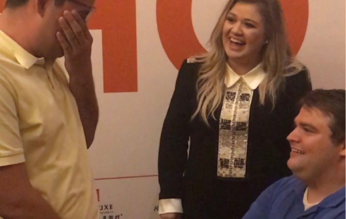 Kelly Clarkson Gay Proposal