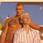 Troye Sivan gay