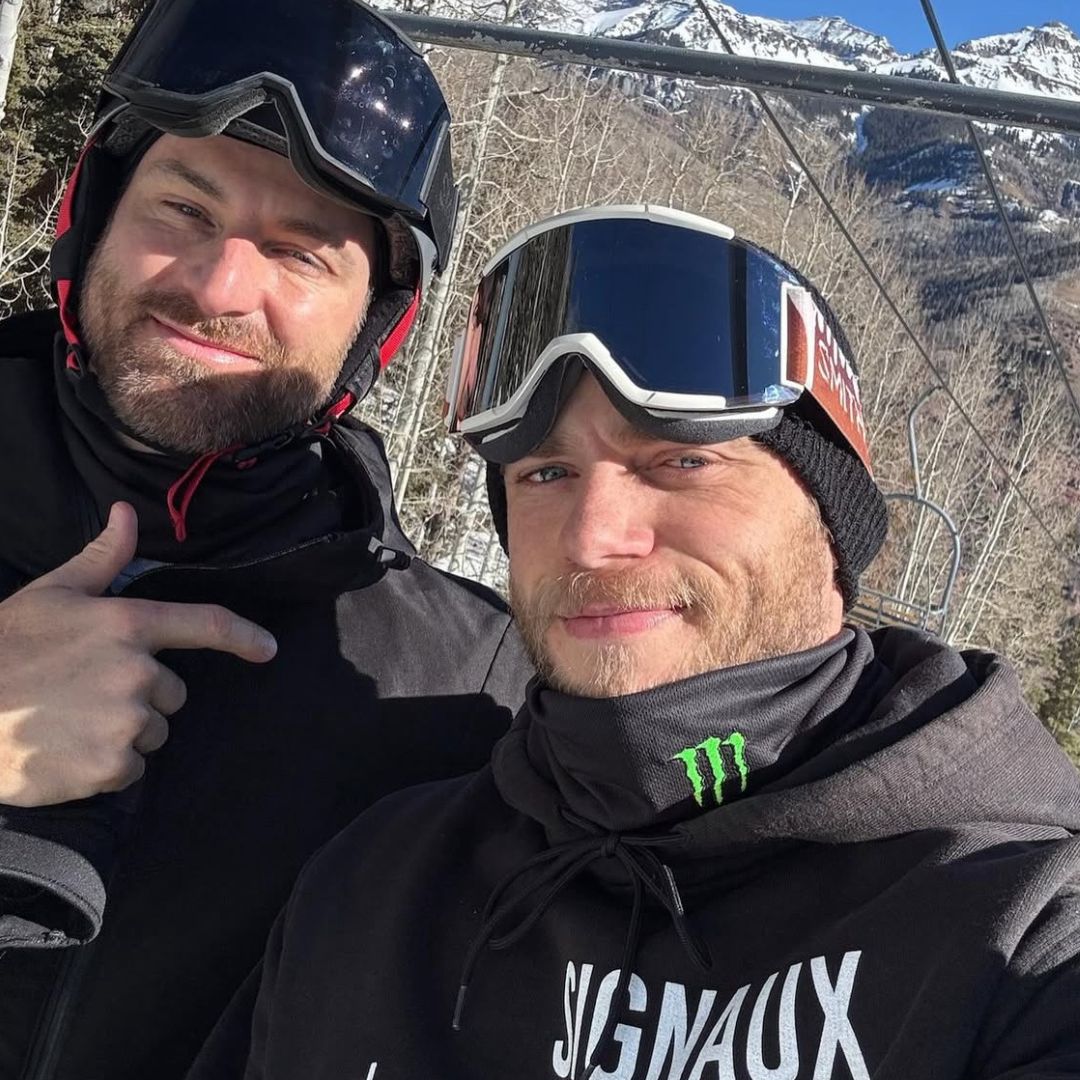 Gus with boyfriend Andrew Rigby. Instagram: @guskenworthy @ariggers
