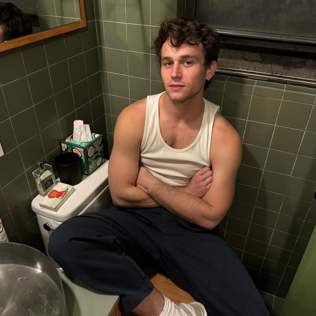Instagram: @brandonflynn