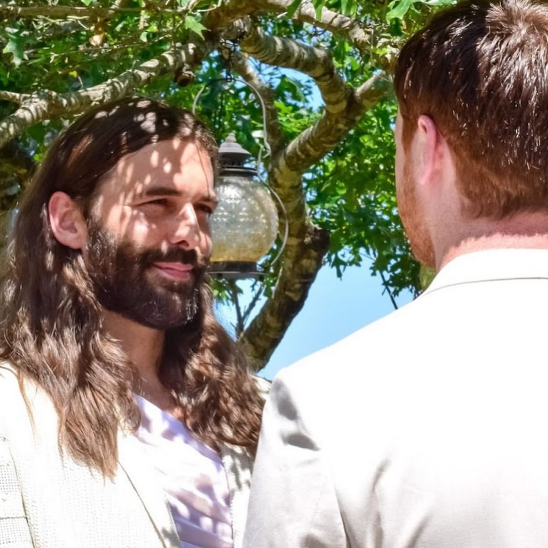 Instagram:@jvn