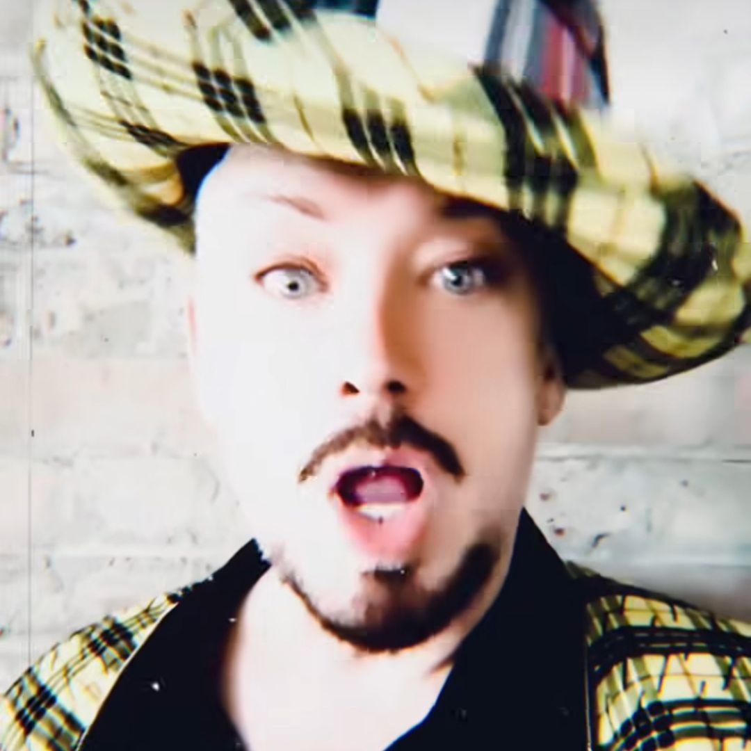 Boy George. Instagram: @boygeorgeofficial