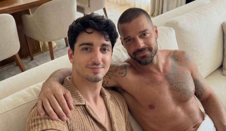 Ricky Martin just had the perfect reaction to an influencer posting a deepfake «selfie» with the icon