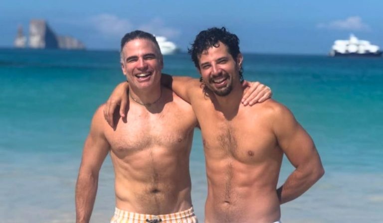 Rafael de la Fuente and Roberto Manrique give fans a very public relationship reveal