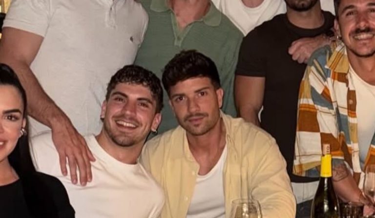 Pablo Alborán Balances Global Tour Life With a More Visible Relationship