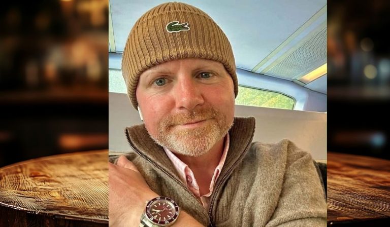 A Councillor Has a Grindr Profile. Why Should That Be a Scandal?