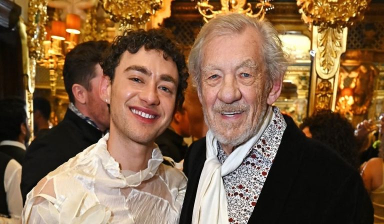 Green Carnations And Queer Joy At Olly Alexander’s Oscar Wilde Birthday Dinner